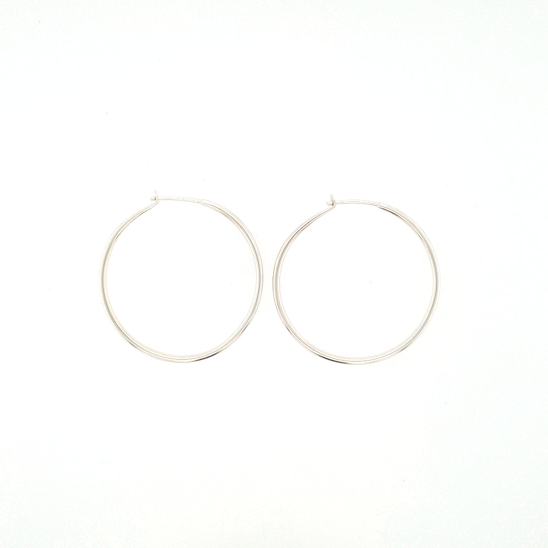 Medium Continuous Hoop Earrings