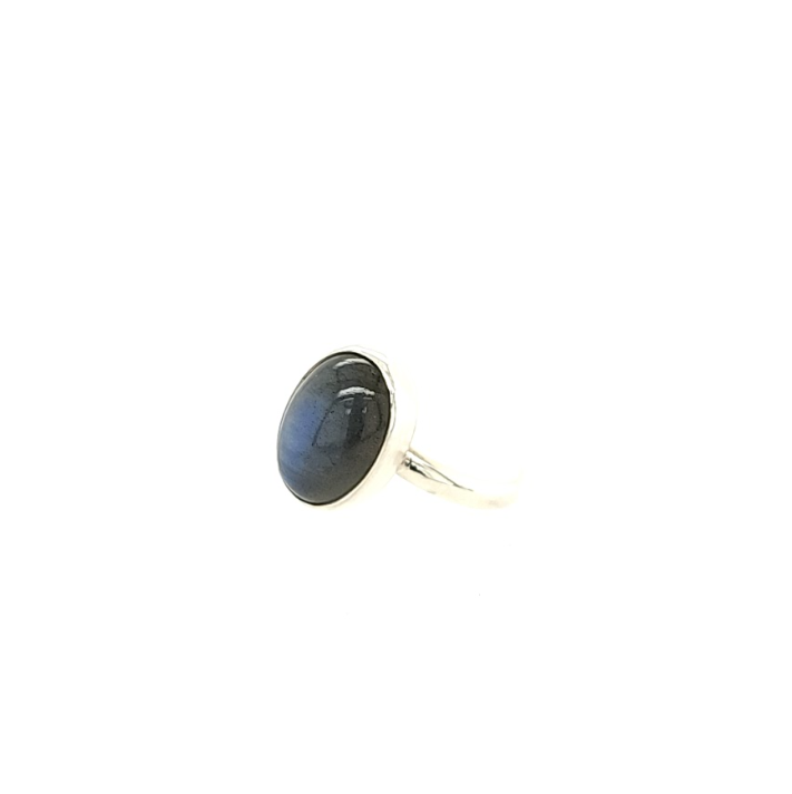 Oval Labradorite Ring