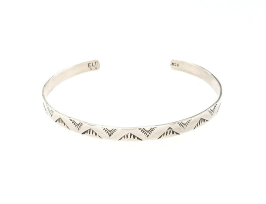 Mountain Peak Cuff size 5.75